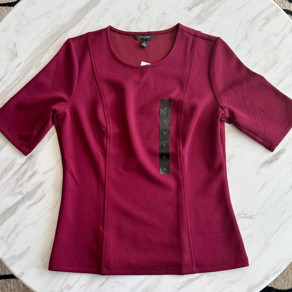 NWT Banana Republic Factory Knit Top